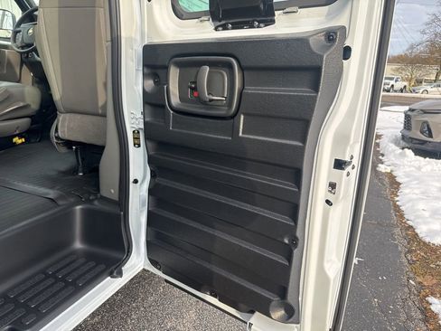 New 2025 Chevrolet Express 2500 Extended w/ Driver Convenience Package RWD image 21