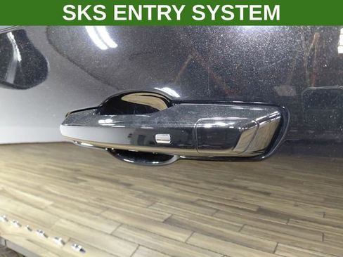 Used 2026 Chevrolet Equinox LT AWD/4WD image 9