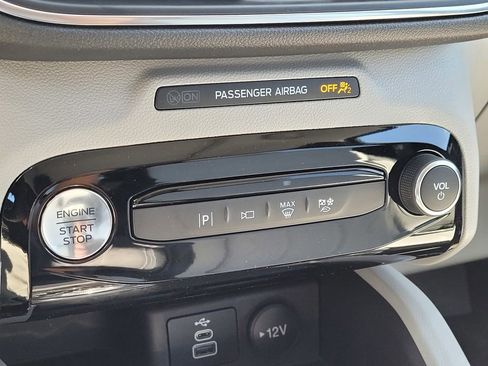 New 2025 Ford Escape Plug-in Hybrid w/ PHEV Premium Package image 54