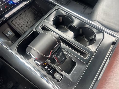 Used 2023 Ford F150 Lariat w/ Equipment Group 502A High image 13