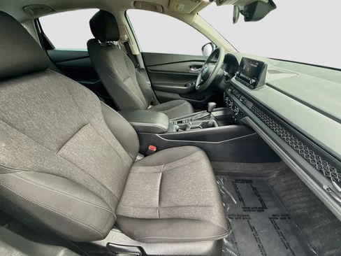 Certified 2024 Honda Accord EX image 30