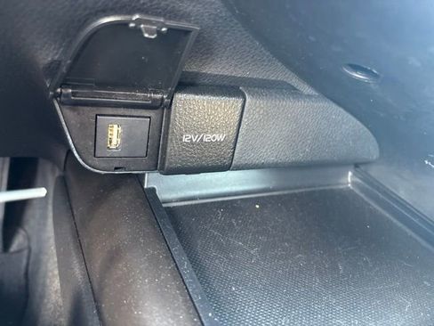 Used 2023 Toyota Camry SE FWD image 28