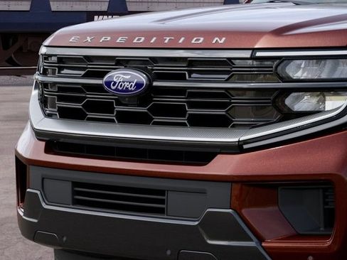 New 2027 Ford Expedition Max Platinum w/ Driver's Package AWD/4WD image 17