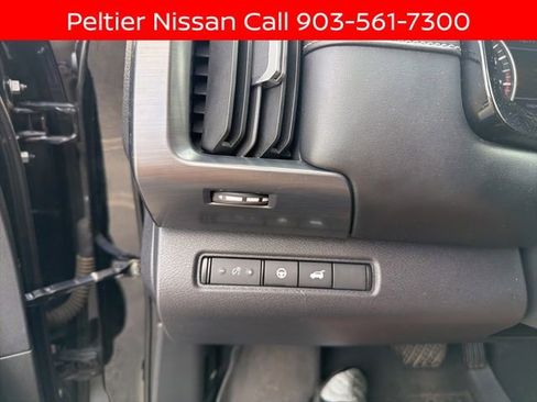 Certified 2023 Nissan Pathfinder SL w/ SL Premium Package FWD image 10