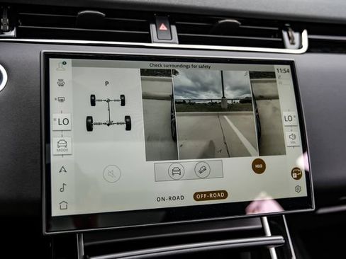 New 2026 Land Rover Range Rover Evoque S AWD/4WD image 29