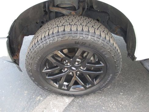 Used 2020 Ford F150 XLT w/ Trailer Tow Package image 15