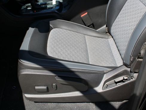 Used 2021 Chevrolet Colorado Z71 w/ Safety Package RWD image 15