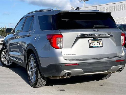 Certified 2022 Ford Explorer Limited w/ Equipment Group 301A RWD image 4