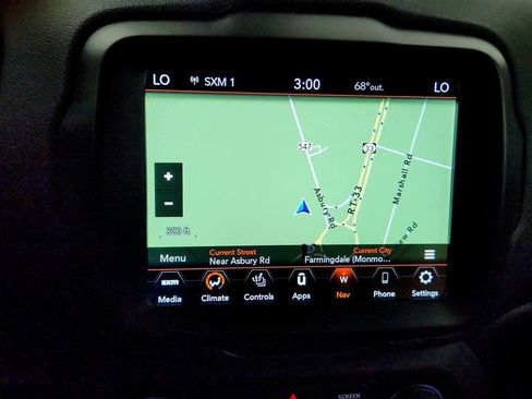 Used 2022 Jeep Renegade Latitude w/ Convenience Group AWD/4WD image 17