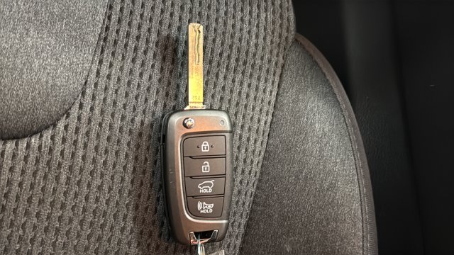 Used 2019 Hyundai Santa Fe SE AWD/4WD image 20