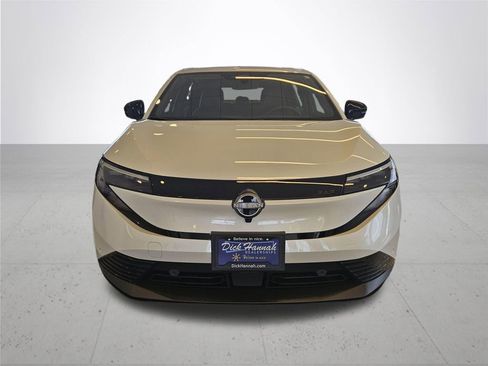 New 2026 Nissan Leaf SV+ w/ Illuminated Package image 3