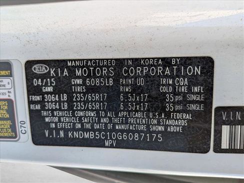 Used 2016 Kia Sedona LX w/ Option Group 020 FWD image 23
