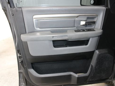Used 2016 RAM 1500 Big Horn RWD image 22