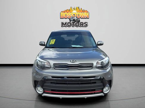 Used 2019 Kia Soul ! FWD image 12