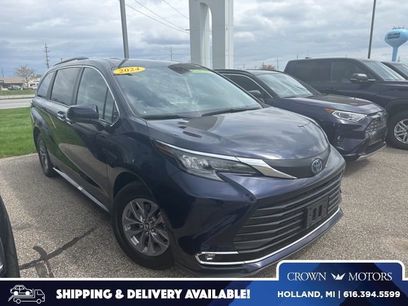 Used 2024 Toyota Sienna XLE