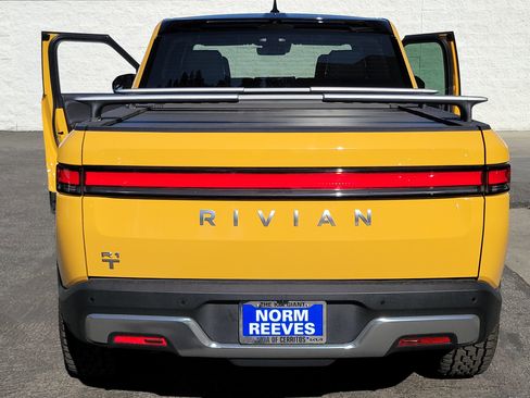 Used 2022 Rivian R1T Adventure image 6