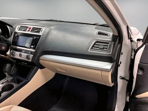 Used 2015 Subaru Outback 2.5i Premium image 24