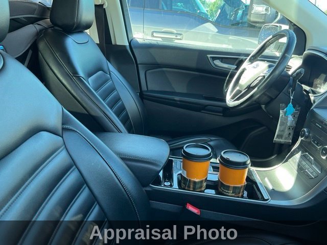 Used 2020 Ford Edge SEL FWD image 3