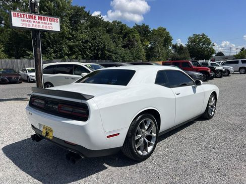 Used 2022 Dodge Challenger GT RWD image 2