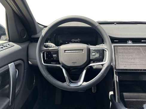 Used 2025 Land Rover Discovery Sport Dynamic SE AWD/4WD image 13