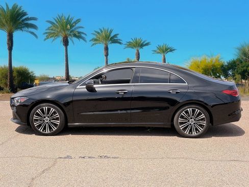Used 2023 Mercedes-Benz CLA 250 4MATIC image 2