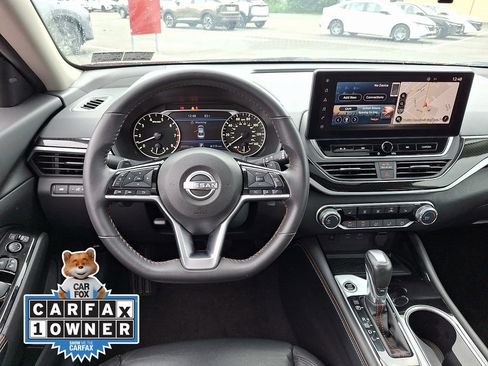 Used 2024 Nissan Altima 2.5 SR w/ SR Premium Package AWD/4WD image 12