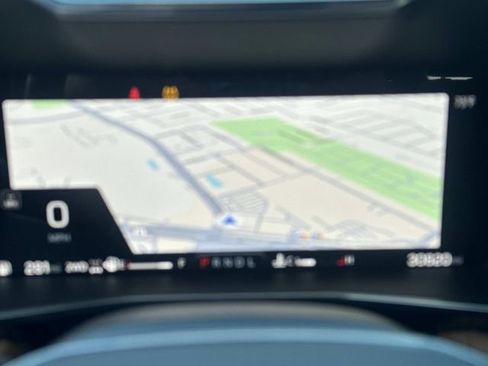 Used 2024 GMC Canyon AT4 w/ AT4 Premium Package image 30