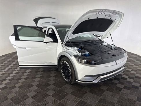 Used 2023 Hyundai Ioniq 5 Limited AWD/4WD image 13
