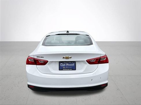Used 2020 Chevrolet Malibu LS FWD image 4