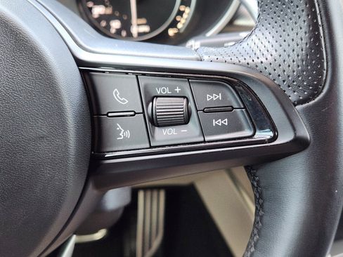 Used 2020 Alfa Romeo Stelvio Ti Sport AWD/4WD image 23