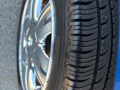 Used 2004 Chrysler PT Cruiser Limited image 13