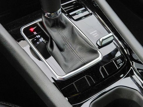 New 2026 Jeep Compass Latitude image 27