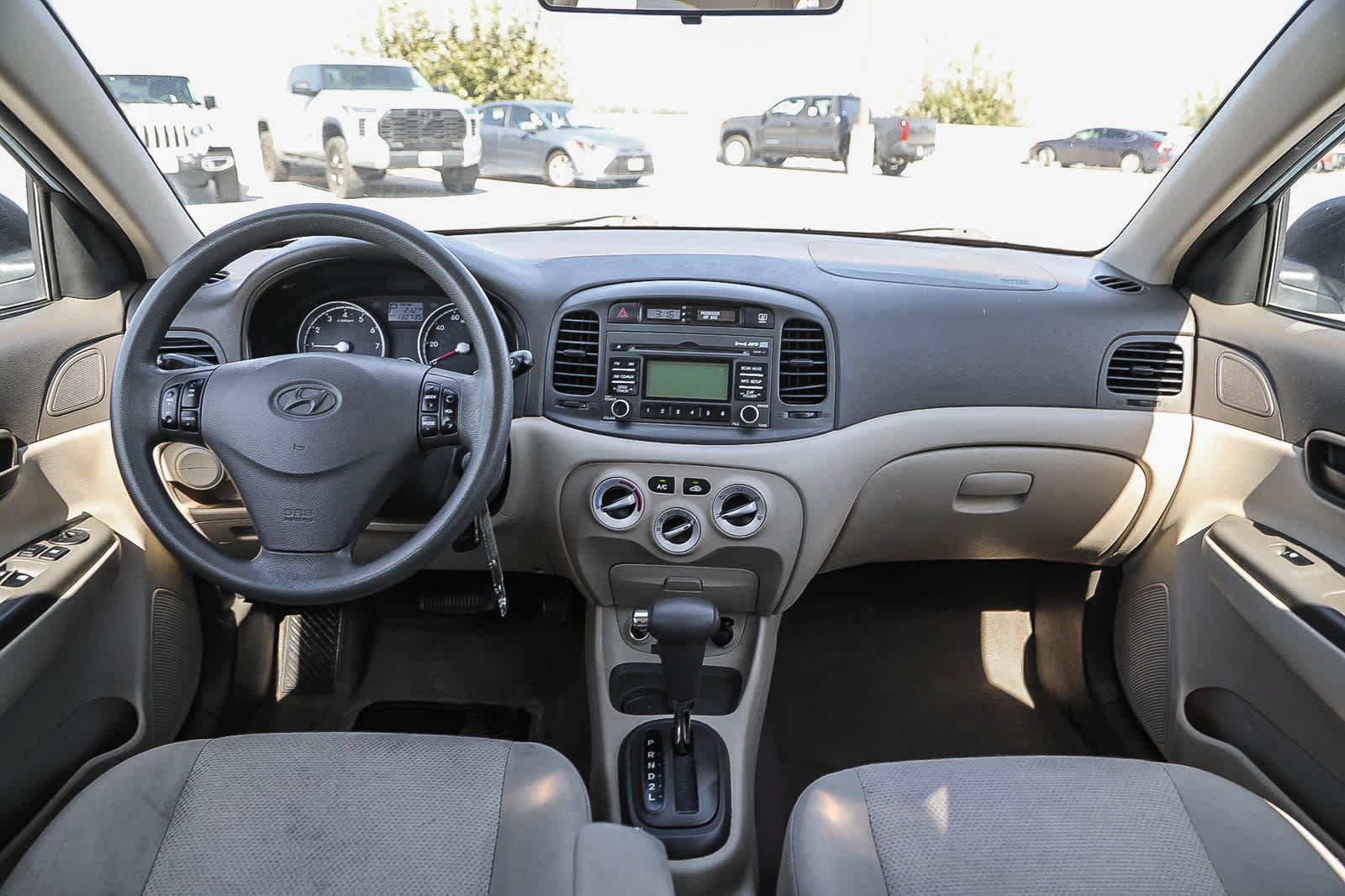 Used 2011 Hyundai Accent GLS w/ Premium Pkg 4 FWD image 11