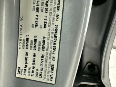 Used 2018 Tesla Model 3 Long Range RWD image 26