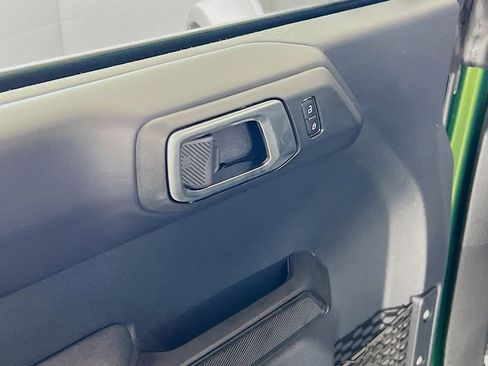 New 2025 Ford Bronco Badlands image 12