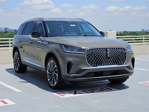 New 2025 Lincoln Aviator Reserve w/ Equipment Group 201A image 3