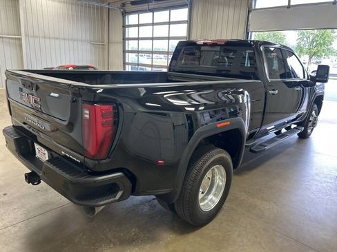 Used 2025 GMC Sierra 3500 Denali w/ Denali Reserve Package image 5