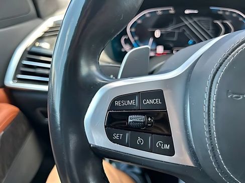 Used 2022 BMW X5 xDrive45e w/ M Sport Package AWD/4WD image 29