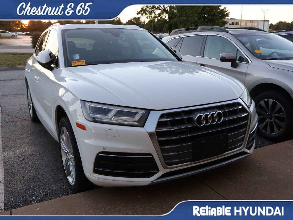 Used 2019 Audi Q5 2.0T Premium Plus w/ Premium Plus Package AWD/4WD image 2