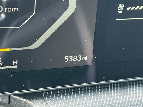 Used 2025 Kia K4 GT-Line Turbo image 40