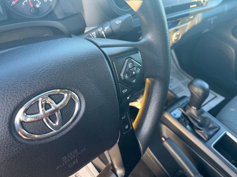 Used 2021 Toyota Tacoma SR5 image 22