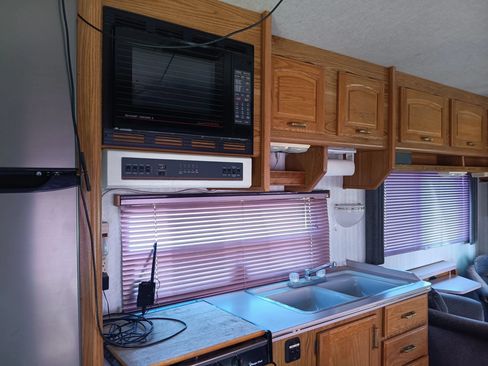 Used 1992 Ford E-350 and Econoline 350 RWD image 15