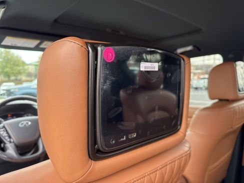 Used 2023 INFINITI QX80 Sensory w/ Cargo Package image 16