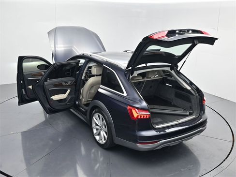 Used 2020 Audi A6 3.0T allroad Prestige w/ Prestige Package image 52