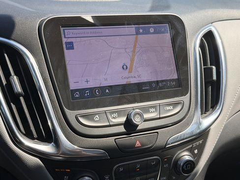 Used 2020 Chevrolet Equinox Premier FWD image 24
