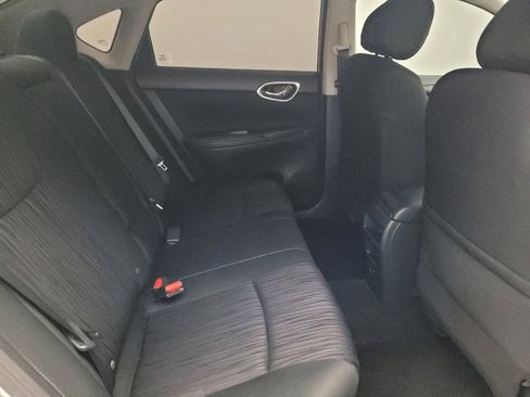 Used 2019 Nissan Sentra SV image 19