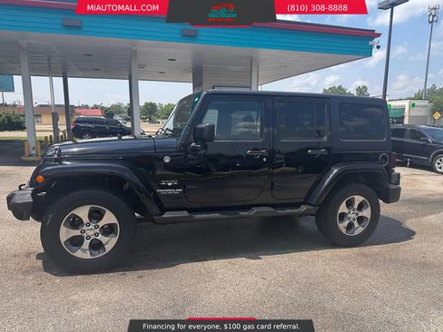 Used 2017 Jeep Wrangler Unlimited Sahara image 10