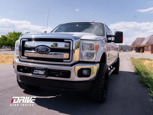 Used 2012 Ford F350 Lariat w/ Lariat Interior Pkg image 5