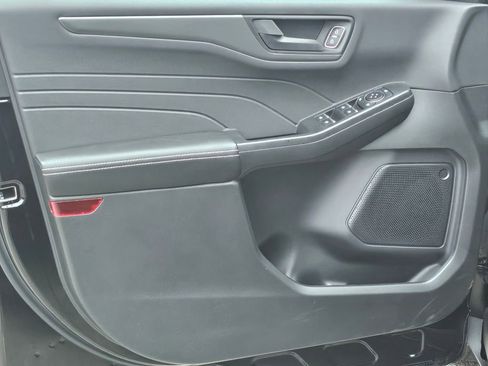 New 2026 Ford Escape Active w/ Cold Weather Package image 31