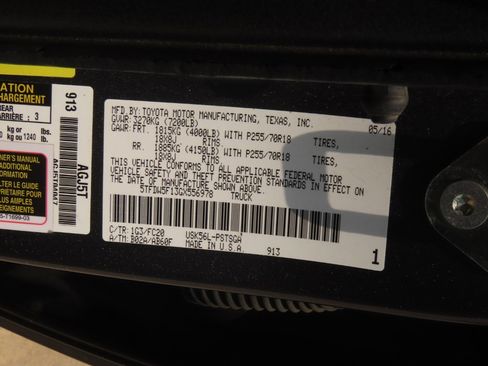 Used 2016 Toyota Tundra SR5 w/ SR5 Upgrade Package AWD/4WD image 31